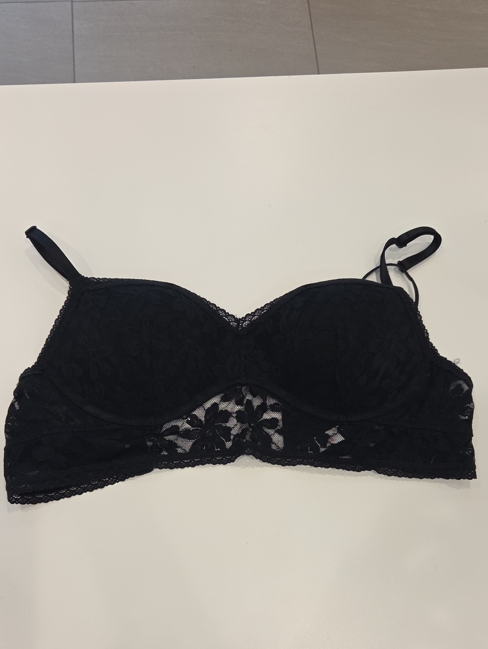 Victoria Secret Black Lace Padded Bralette - Women Intimates